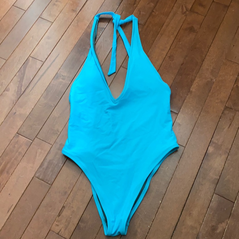 One piece bathing suit